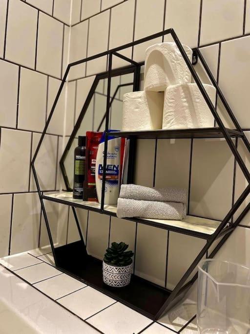 Cityzenretreat - Mezzanine Apartment Sleeps 4 Sheffield City Centre 외부 사진
