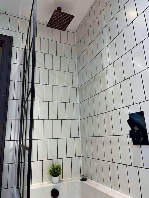 Cityzenretreat - Mezzanine Apartment Sleeps 4 Sheffield City Centre 외부 사진